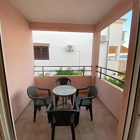 Casa de hóspedes Dalmatia 3*