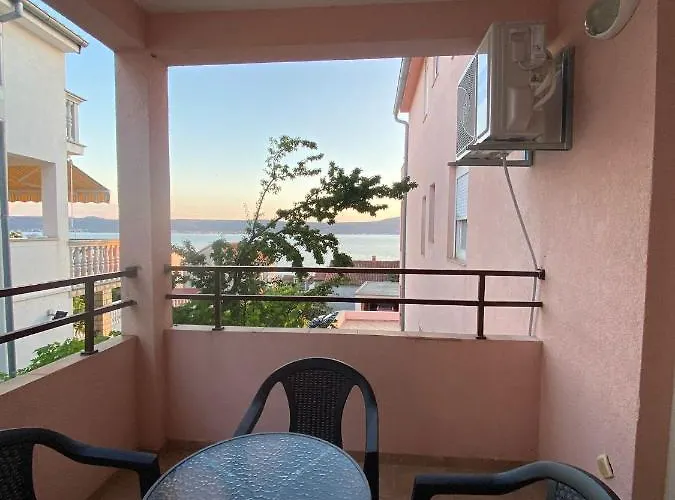 Konukevi Dalmatia 3*