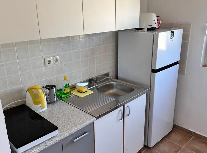 Konukevi Dalmatia 3*